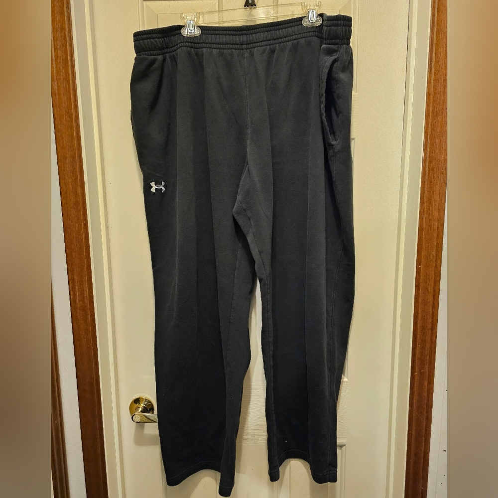 Under Armour Men's Black Sweatpants - 4XL